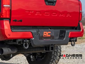 Toyota Tacoma Rear Shackle Kit - Rough Country